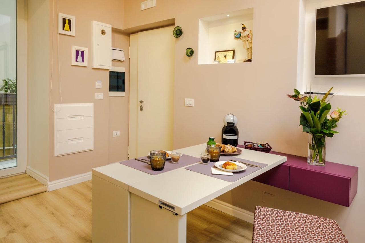 Vicky'S Luxury Guesthouse Naples Exterior photo