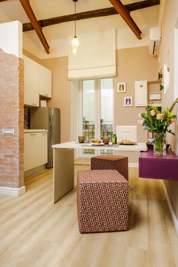 Vicky'S Luxury Guesthouse Naples Exterior photo
