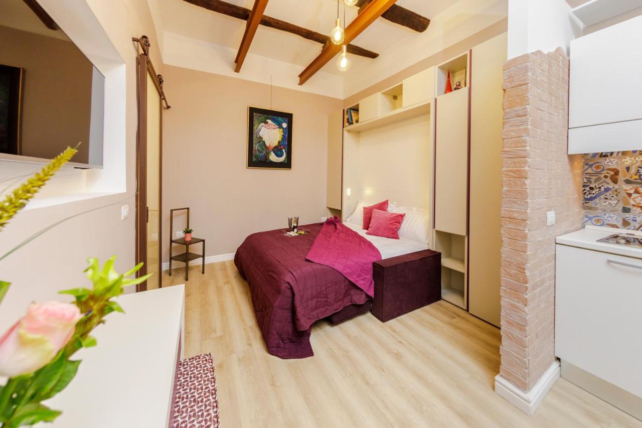 Vicky'S Luxury Guesthouse Naples Exterior photo
